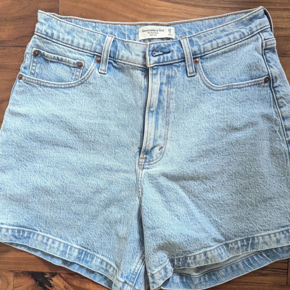 Abercrombe dad short size 8/29
